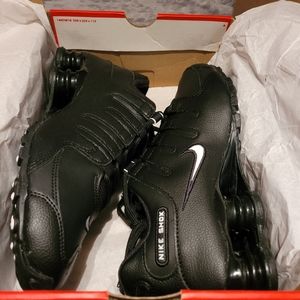 Brand new Nike shox NZ size 9